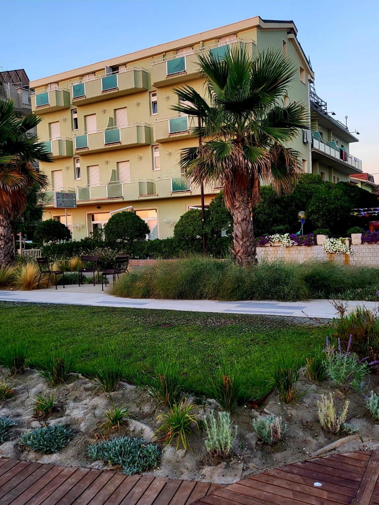 Hotel Rosati Римини Экстерьер фото