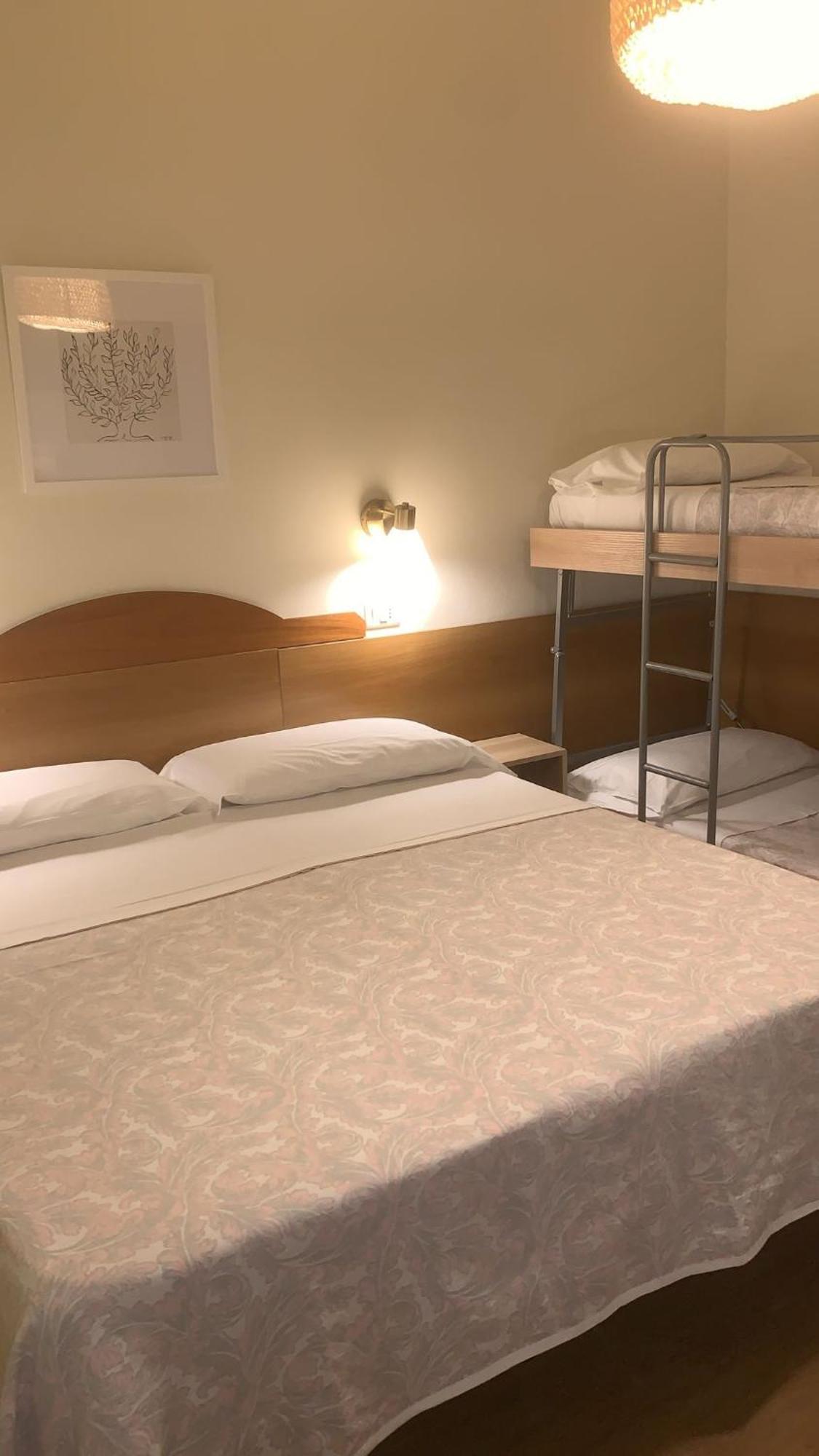 Hotel Rosati Римини Экстерьер фото
