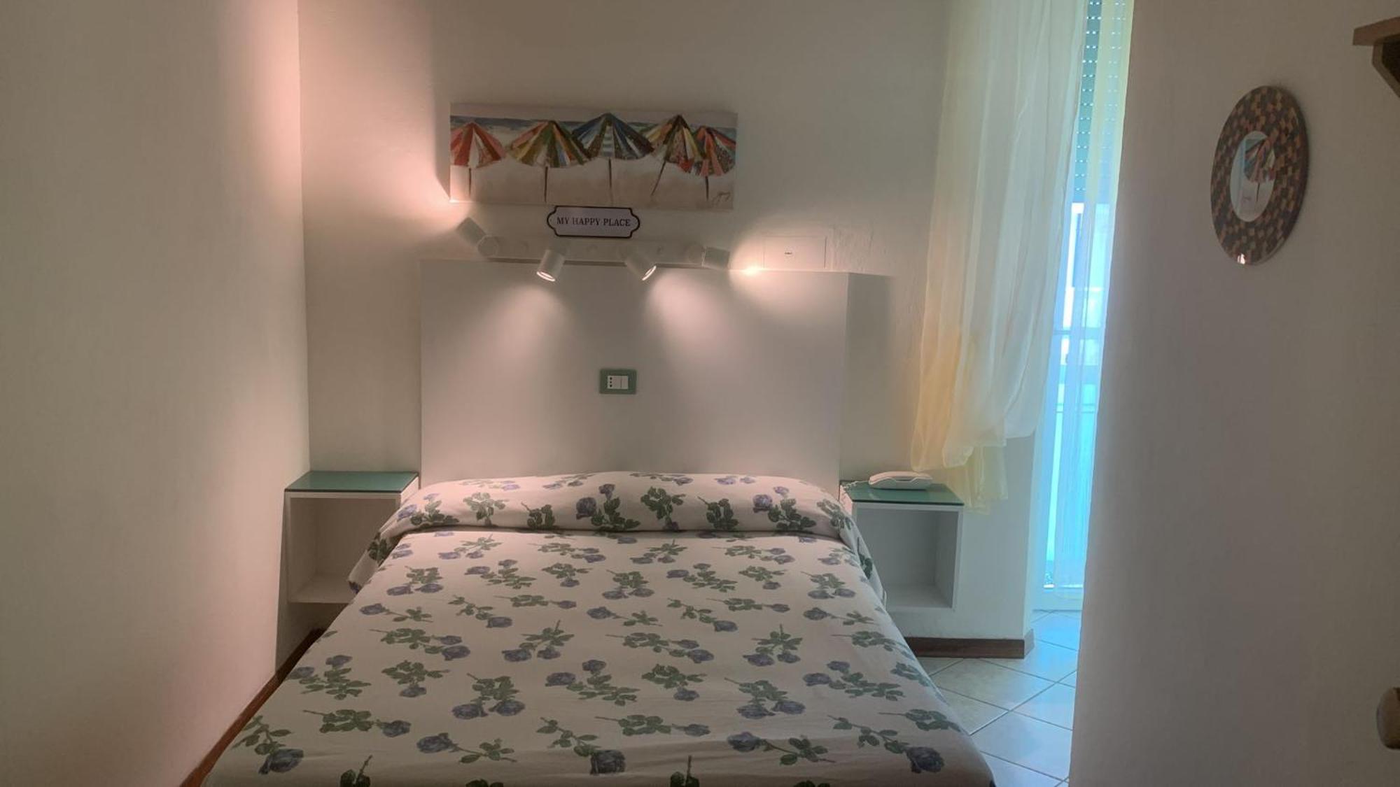 Hotel Rosati Римини Экстерьер фото